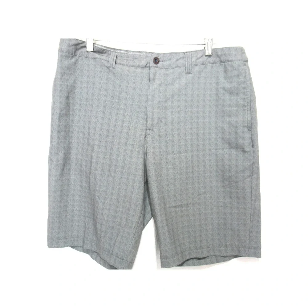 Travis Mathew Men's Size 36 Light Sage Green Golf Travel‎ Leisure Shorts